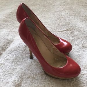 Stiletto heels with cork bottoms